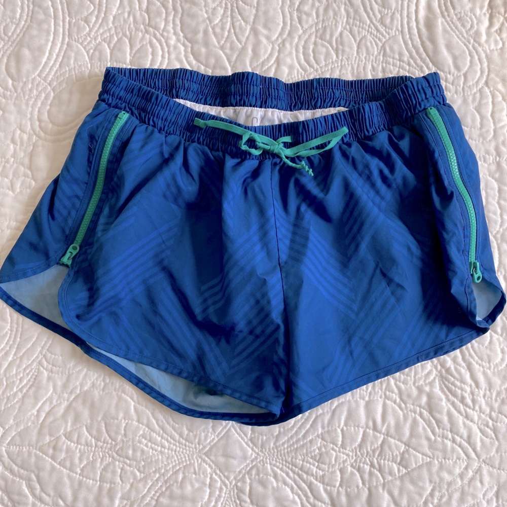 Athletic shorts